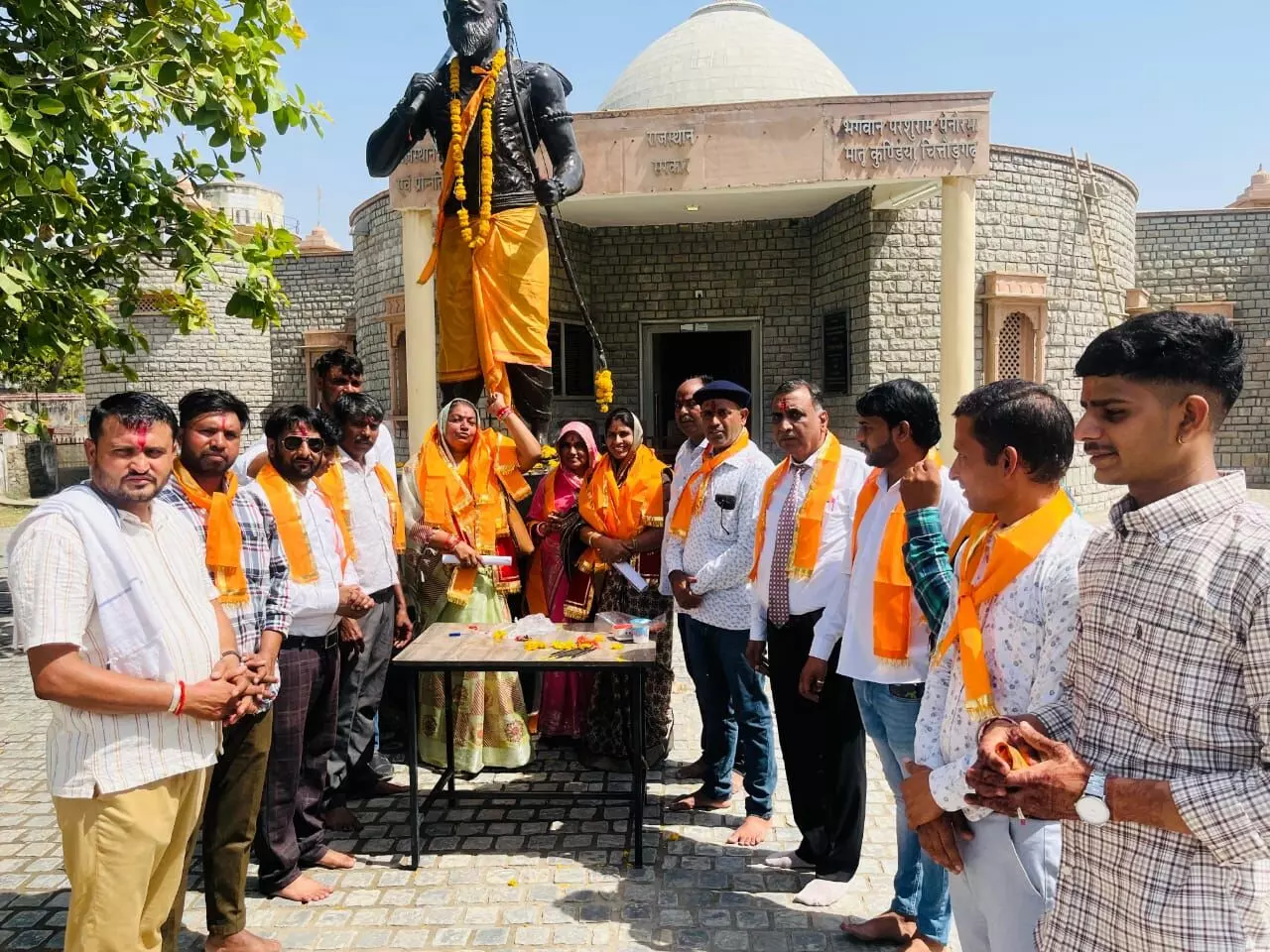 मातृकुंडिया में भगवान परशुराम का जन्मोत्सव मनाया मातृकुंडिया में भगवान परशुराम का जन्मोत्सव मनाया