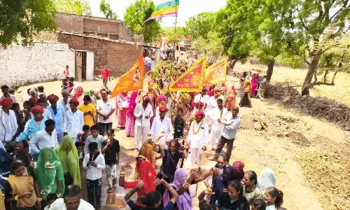 111 महिलाओं द्वारा कलश यात्रा निकाली,मूर्ति प्राण-प्रतिष्ठा 3 मई को