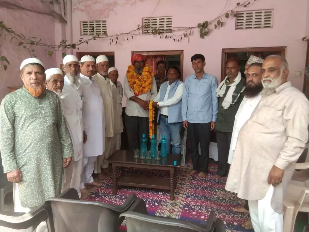 ऑल इंडिया मंसूरी समाज ने हज को जाने वाले यात्रियों का किया सम्मान
