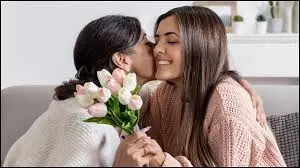 इस साल मदर्स डे पर मां को खुश करने के लिए जरूर करें ये 5 काम
