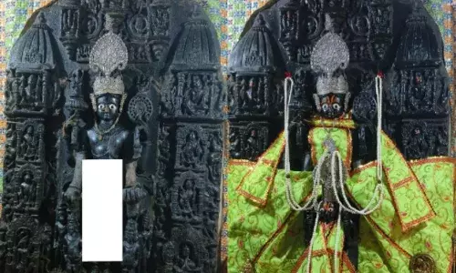 श्री चारभुजा नाथ की 24 अवतारों सहित दुर्लभ प्रतिमा जाने कहां स्थित है श्री चारभुजा नाथ की 24 अवतारों सहित दुर्लभ प्रतिमा जाने कहां स्थित है