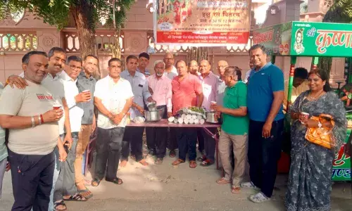 नेमीनाथ मंदिर में इक्षु रस से कराया तपस्वियों का पारणा