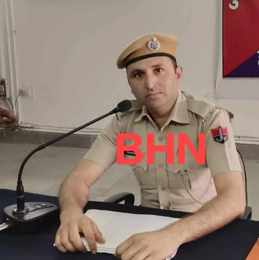 डिवाइडर से टकराकर कार पल्टी, बीगोद थाने के कांस्टेबल की मौत, एएसआई सहित तीन घायल डिवाइडर से टकराकर कार पल्टी, बीगोद थाने के कांस्टेबल की मौत, एएसआई सहित तीन घायल
