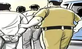 बिंदौली रोकने, मारपीट व पथराव के मामले में पिता-पुत्र सहित तीन गिरफ्तार, जेल भेजा