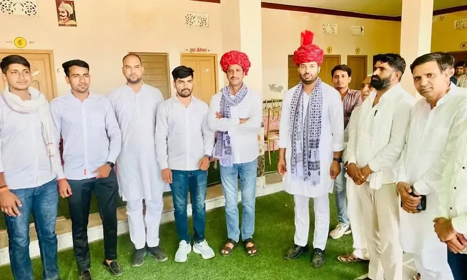 नसीराबाद विधायक प्रत्याशी शिव प्रकाश पहुंचे आसींद नसीराबाद विधायक प्रत्याशी शिव प्रकाश पहुंचे आसींद