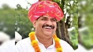 भाजपा विधायक की सदस्यता को संकट भाजपा विधायक की सदस्यता को संकट