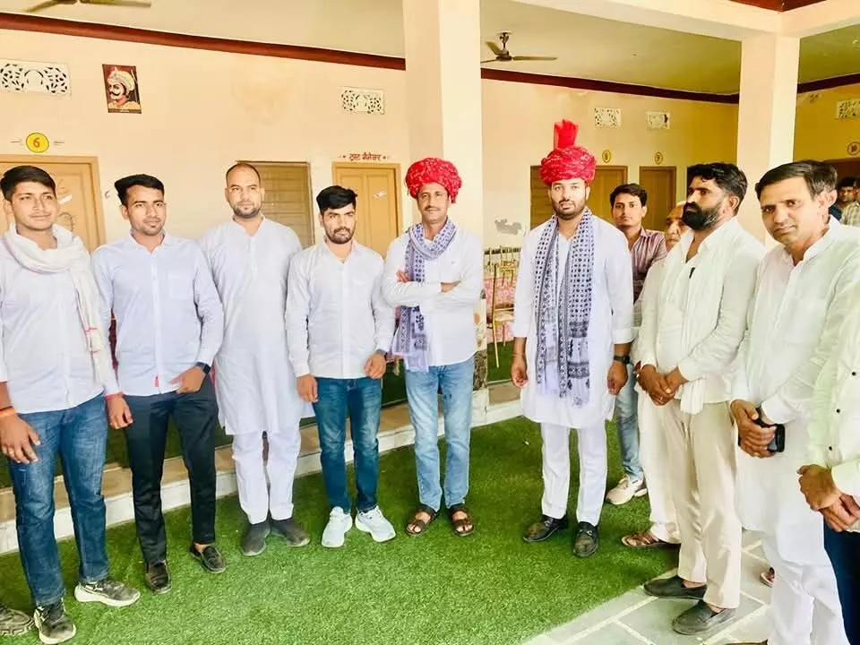 नसीराबाद विधायक प्रत्याशी शिव प्रकाश पहुंचे आसींद नसीराबाद विधायक प्रत्याशी शिव प्रकाश पहुंचे आसींद