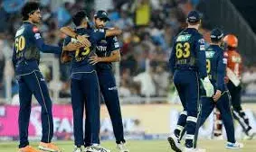 हैदराबाद को गुजरात ने 38 रन से हराया