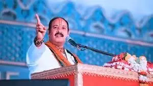 लड़कियों की नाभि शरीर की जड़, उसे ढककर रखना चाहिए , बोले प्रदीप मिश्रा लड़कियों की नाभि शरीर की जड़, उसे ढककर रखना चाहिए , बोले प्रदीप मिश्रा
