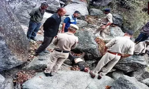 चंबा में फटा बादल, नाले में बहने से बुजुर्ग की मौत; 150 भेड़-बकरियां भी बह गईं