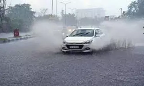 चित्तौड़गढ़ में मेघ गर्जन के साथ बारिश