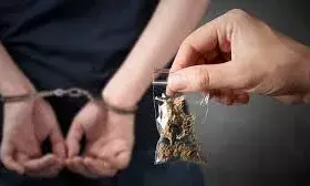 डार्क नेट द्वारा विदेशी पार्सलों के ज़रिए हो रही ड्रग तस्करी के नेटवर्क का पर्दाफाश