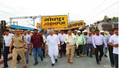 राजस्थान में 44 हजार करोड़ रुपए की रेल परियोजनाएं प्रगति पर-वैष्णव राजस्थान में 44 हजार करोड़ रुपए की रेल परियोजनाएं प्रगति पर-वैष्णव