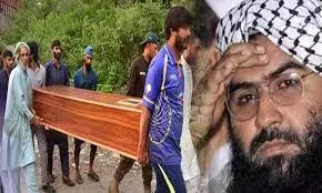 मसूद अजहर के परिवार में मातम, बहन-बहनोई और भांजा-भांजी समेत 14 लोग मारे गए