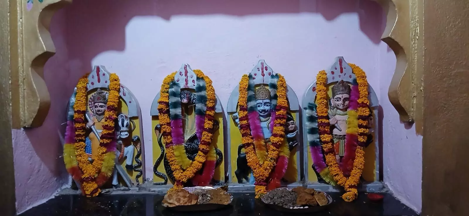 कलाल खेड़ी ग्राम की धोली मंगरी स्थित मोडिया भेरुनाथ मंदिर में नोवा निशान समारोह हुआ संपन्न कलाल खेड़ी ग्राम की धोली मंगरी स्थित मोडिया भेरुनाथ मंदिर में नोवा निशान समारोह हुआ संपन्न