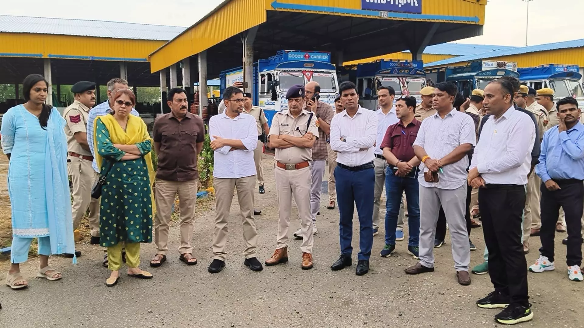 मॉक ड्रिल से दिया सुरक्षा का संदेश, जिला प्रशासन है पूरी तरह मुस्तैद मॉक ड्रिल से दिया सुरक्षा का संदेश, जिला प्रशासन है पूरी तरह मुस्तैद