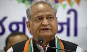 अशोक गहलोत बोले- सेना और भारत सरकार के साथ खड़ी है कांग्रेस, ऑपरेशन सिंदूर का स्वागत अशोक गहलोत बोले- सेना और भारत सरकार के साथ खड़ी है कांग्रेस, ऑपरेशन सिंदूर का स्वागत