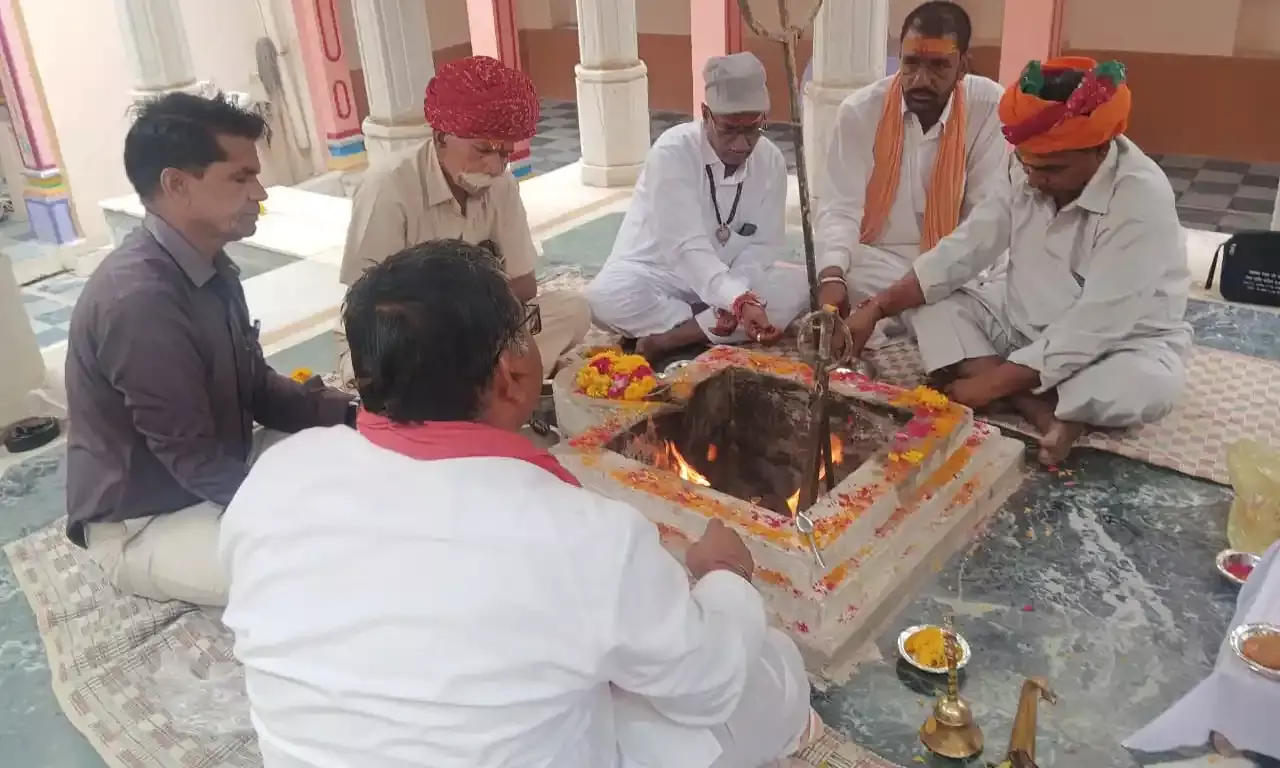 बड़ी धूमधाम से मनाई अवधूत भगवान दत्तात्रेय महादेव का वर्षगांठ महोत्सव बड़ी धूमधाम से मनाई अवधूत भगवान दत्तात्रेय महादेव का वर्षगांठ महोत्सव