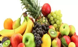 डाइटिंग कर रहे हैं तो इन फलों को रूटीन में भूल कर भी नहीं खाना चाहिए