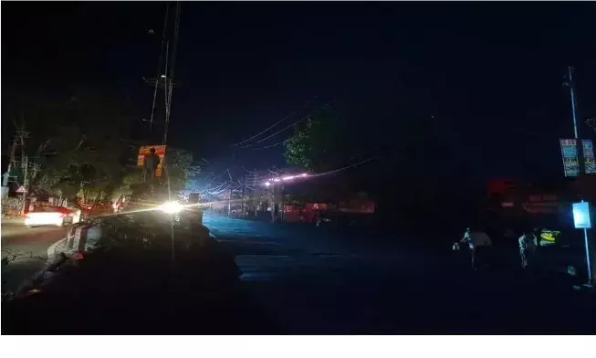 लाहौर समेत कई शहरों में दागी मिसाइलें; कराची को नौसेना ने घेरा, राजस्थान में सरकारी कर्मचारियो की छुट्टियां रद्द