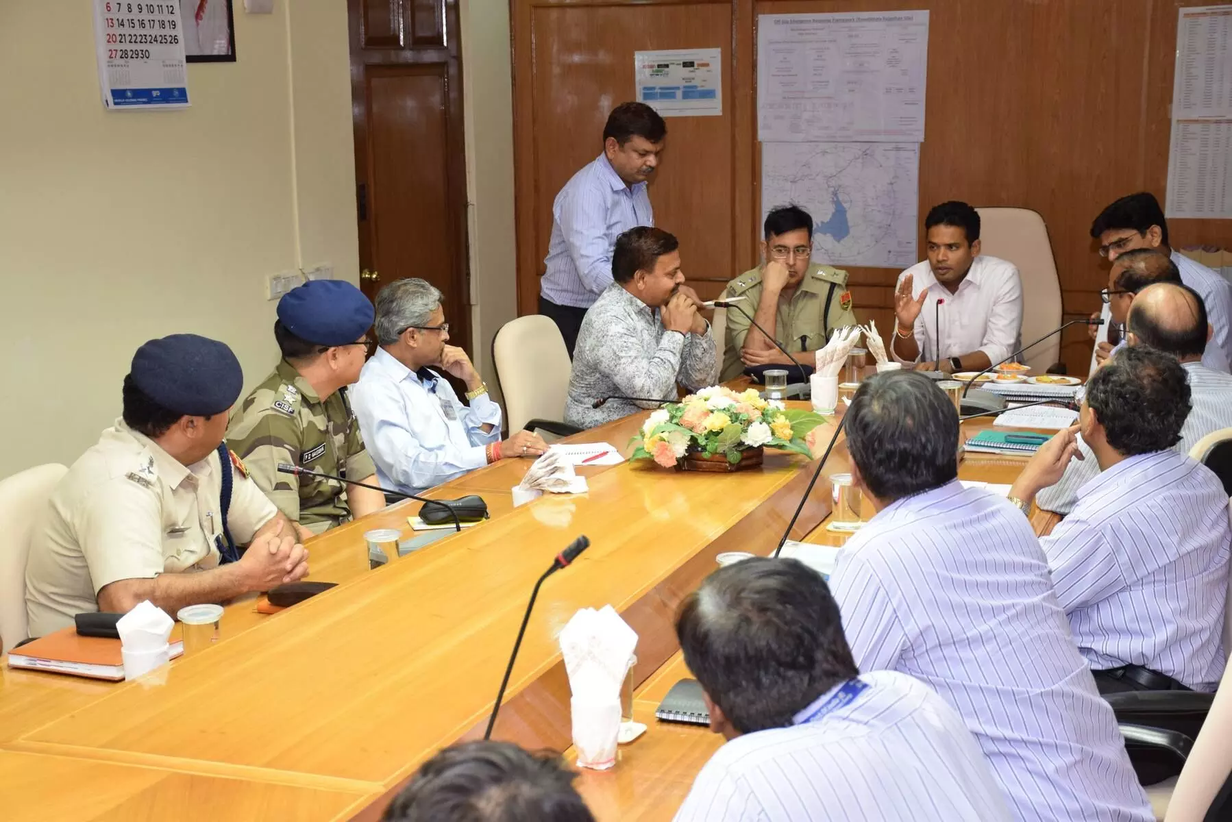 रावतभाटा परमाणु बिजली घर में रेडिएशन इमरजेंसी को लेकर जिला कलक्टर एवं जिला पुलिस अधीक्षक ने ली अधिकारियों की बैठक रावतभाटा परमाणु बिजली घर में रेडिएशन इमरजेंसी को लेकर जिला कलक्टर एवं जिला पुलिस अधीक्षक ने ली अधिकारियों की बैठक