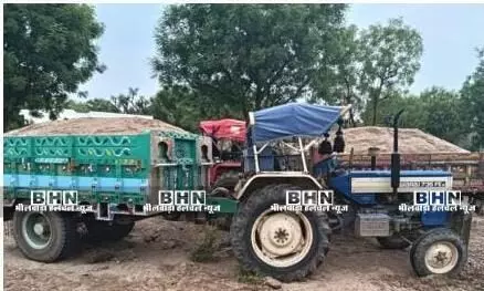 अवैध बजरी परिवहन करने पर तीन ट्रेक्टर-ट्रोली जप्त किये अवैध बजरी परिवहन करने पर तीन ट्रेक्टर-ट्रोली जप्त किये