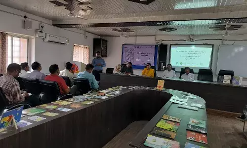 जिला पुस्तकालय संचालन समिति की बैठक का आयोजन