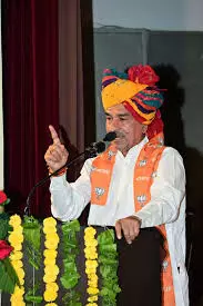 जिसका राजा व्यापारी, उसकी प्रजा भिखारी- बोले मदन राठौड़