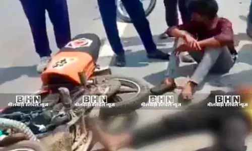 भैंरूजी के धोक लगाने जा रहे थे, ट्रेलर ने मारी टक्कर, पिता की मौत, बेटा घायल