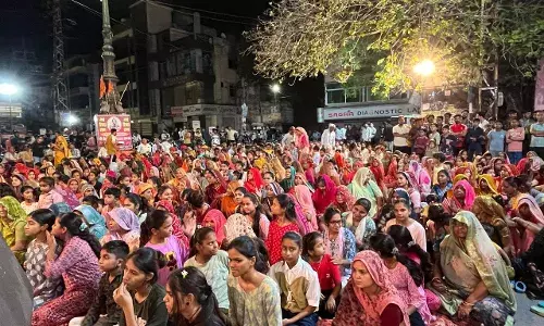 भजन संध्या का आयोजन, नाचे श्रद्धालु