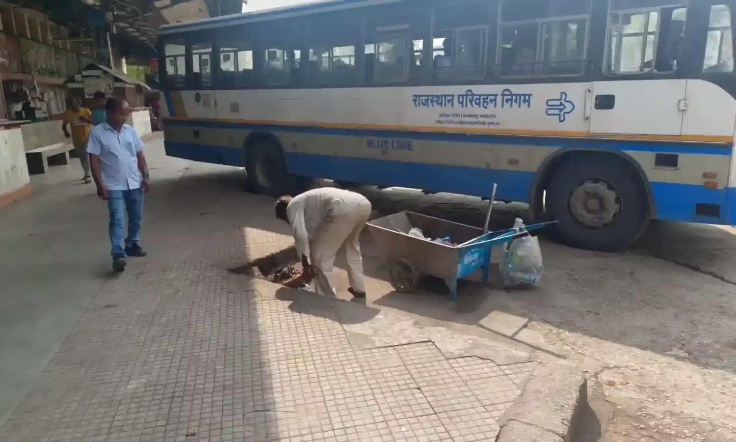 नगर परिषद द्वारा विशेष सफाई अभियान की शुरुआत