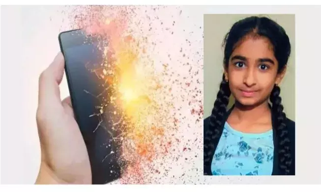 मोबाइल फटने से 14 साल की छात्रा की मौत मोबाइल फटने से 14 साल की छात्रा की मौत