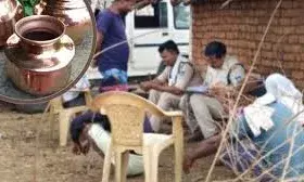 दिखा खाली लोटा, तो भतीजे ने ली  चाचीकी  जान