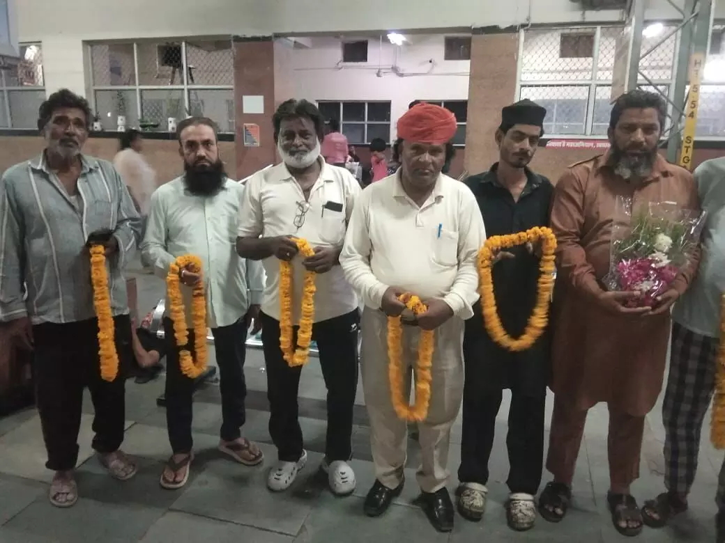 राष्ट्रीय उपाध्यक्ष पूर्व राज्यमंत्री मध्य्प्रदेश अहसान मंसूरी के राजस्थान दौरे के चलते भीलवाड़ा पहुँचे