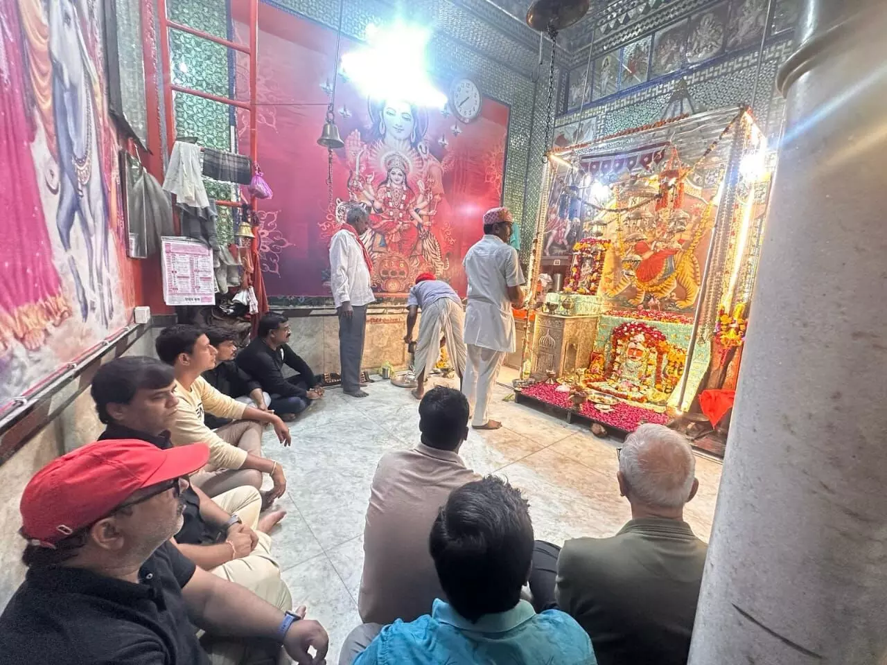 भाजपा राजसमन्द ने जिले में 106 मंदिरों में आरती कर सेना व देश की रक्षा के लिए प्रार्थना की । भाजपा राजसमन्द ने जिले में 106 मंदिरों में आरती कर सेना व देश की रक्षा के लिए प्रार्थना की ।