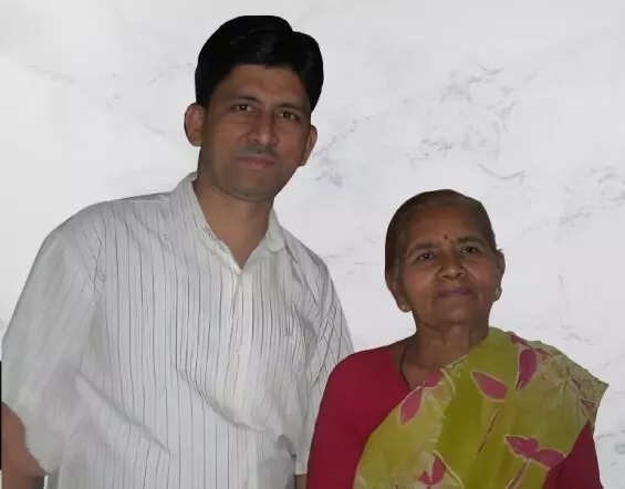माँ हर हाल में माँ होती है...! माँ हर हाल में माँ होती है...!