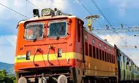 सीमा पर तनाव के बीच रेलवे अलर्ट, कई ट्रेनें हुई रद्द