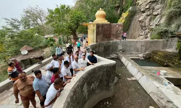 स्वचछता अभियान पहल का उद्देश्य पर्यावरण की रक्षा करना है -सांसद सी पी जोशी