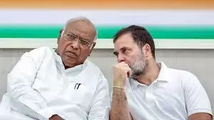 राहुल गांधी और खरगे ने पीएम मोदी को लिखा पत्र ,सर्वदलीय बैठक बुलाने की उठाई मांग राहुल गांधी और खरगे ने पीएम मोदी को लिखा पत्र ,सर्वदलीय बैठक बुलाने की उठाई मांग