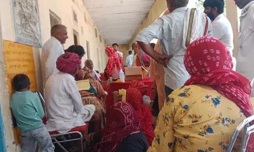 ढ़िकोला में नेत्र शिविर का आयोजन