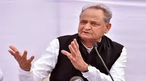 ट्रंप ने क्यों ठेकेदारी ले रखी है… अशोक गहलोत ने सीजफायर को लेकर उठाए सवाल ट्रंप ने क्यों ठेकेदारी ले रखी है… अशोक गहलोत ने सीजफायर को लेकर उठाए सवाल