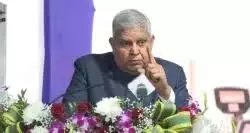 सच्चा सशक्तीकरण मदद से होता है, मुफ्त चीजें बांटने से नहीं, रेवड़ी योजनाओं पर बोले उपराष्ट्रपति जगदीप धनखड़ सच्चा सशक्तीकरण मदद से होता है, मुफ्त चीजें बांटने से नहीं, रेवड़ी योजनाओं पर बोले उपराष्ट्रपति जगदीप धनखड़