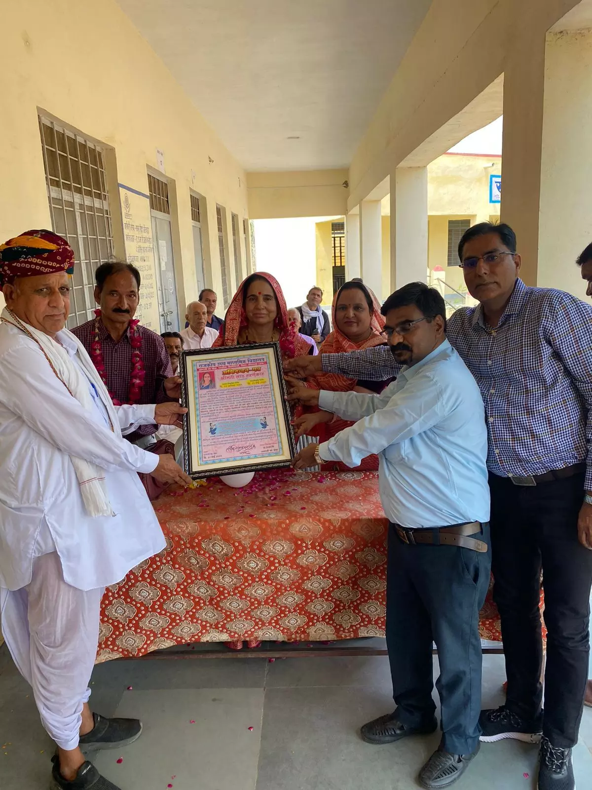 राजकीय उच्च माध्यमिक विद्यालय में विदाई समारोह कार्यक्रम हुआ आयोजित राजकीय उच्च माध्यमिक विद्यालय में विदाई समारोह कार्यक्रम हुआ आयोजित