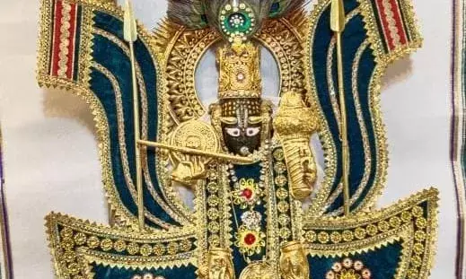 आज मंगला श्रृंगार आरती के दर्शन दिनांक     15-05-2025