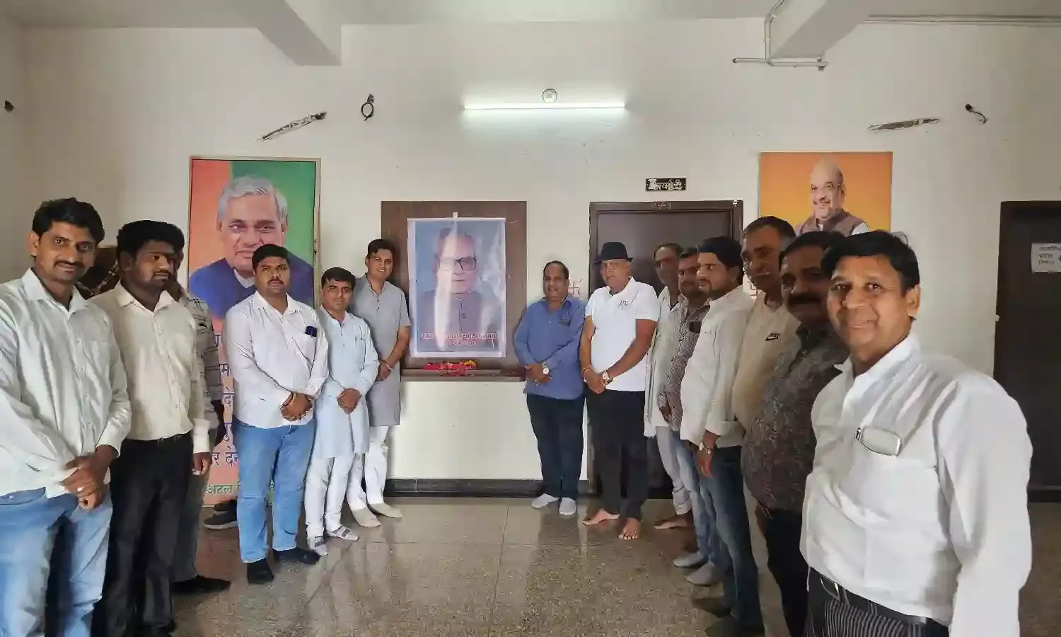 पुण्यतिथि पर पूर्व उप राष्ट्रपति शेखावत काे किया याद, भाजपा कार्यकर्ताओं ने दी श्रद्धांजलि पुण्यतिथि पर पूर्व उप राष्ट्रपति शेखावत काे किया याद, भाजपा कार्यकर्ताओं ने दी श्रद्धांजलि