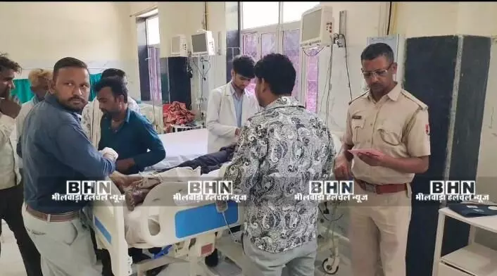 दो युवकों को बोलेरो कैंपर ने मारी टक्कर, एक की मौत, दूसरा घायल दो युवकों को बोलेरो कैंपर ने मारी टक्कर, एक की मौत, दूसरा घायल
