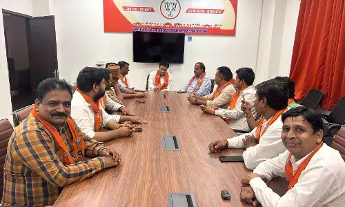 तिंरगा यात्रा का उद्देश्य देश के वीर जवानों को सम्मान देना - पोरवाल तिंरगा यात्रा का उद्देश्य देश के वीर जवानों को सम्मान देना - पोरवाल