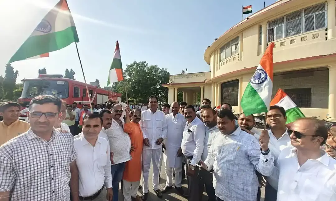 विधायक कृपलानी सहित जिले के जनप्रतिनिधियों ने लिया भाग