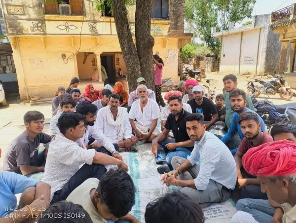 एक दिवसीय कृषक गोष्ठी का आयोजन एक दिवसीय कृषक गोष्ठी का आयोजन