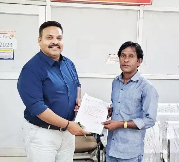 एक दिन में ही मिला आवासीय पट्टा एक दिन में ही मिला आवासीय पट्टा